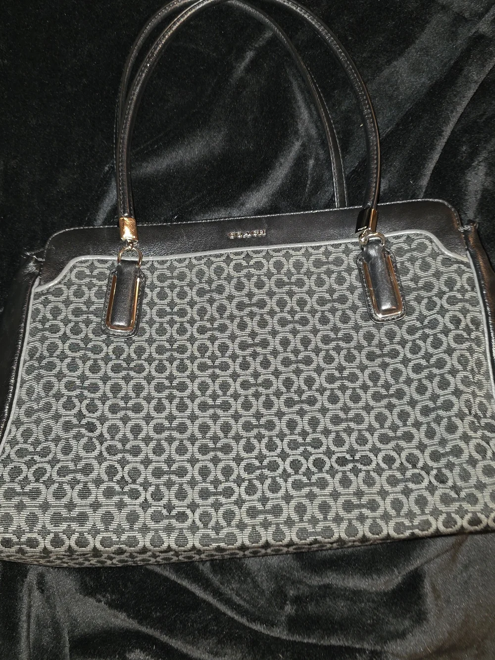 Vintage Coach Madison Needlepoint Kimberly Carryall Satchel